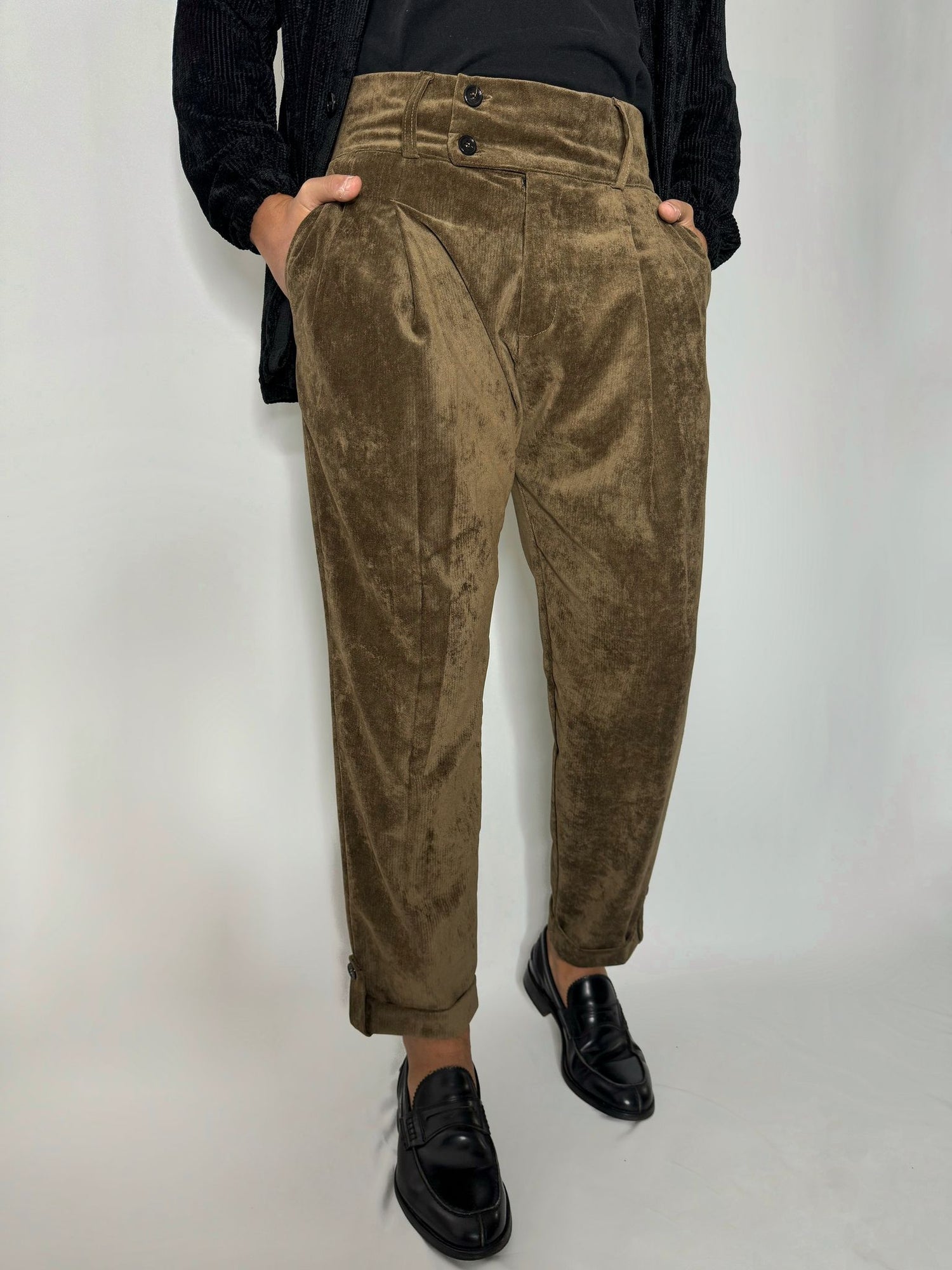 pantalone GALA' in velluto bedge vita alta 2 bottoni